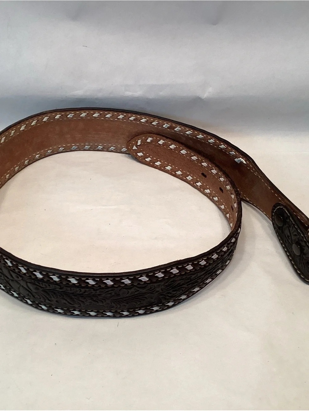 Vintage TOOLED Belt ACORNS Cowhide Leather 30 Brown White Tapered Cowboy Western